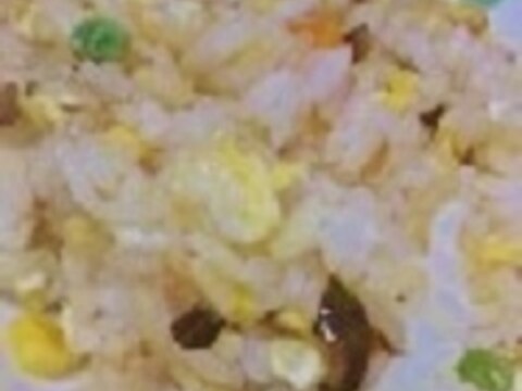 切らずに簡単!ミックスベジのキューちゃん炒飯